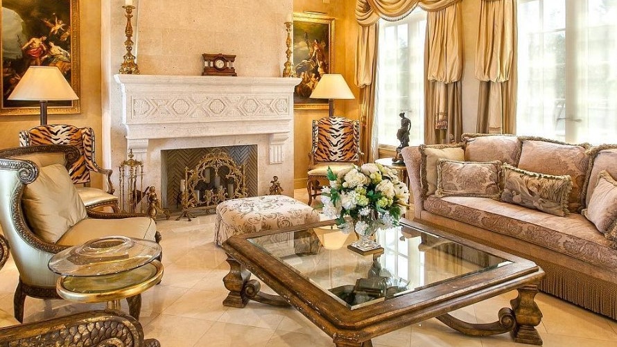 Дональд Трамп выставил на продажу поместье Le Chateau des Palmiers на Карибах фото интерьеров