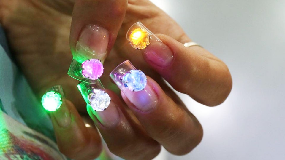 Светодиодные ногти новый тренд в Instagram от nailunistella Парк Юнкьюнг