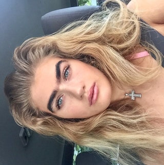 sophiahadjipanteli.