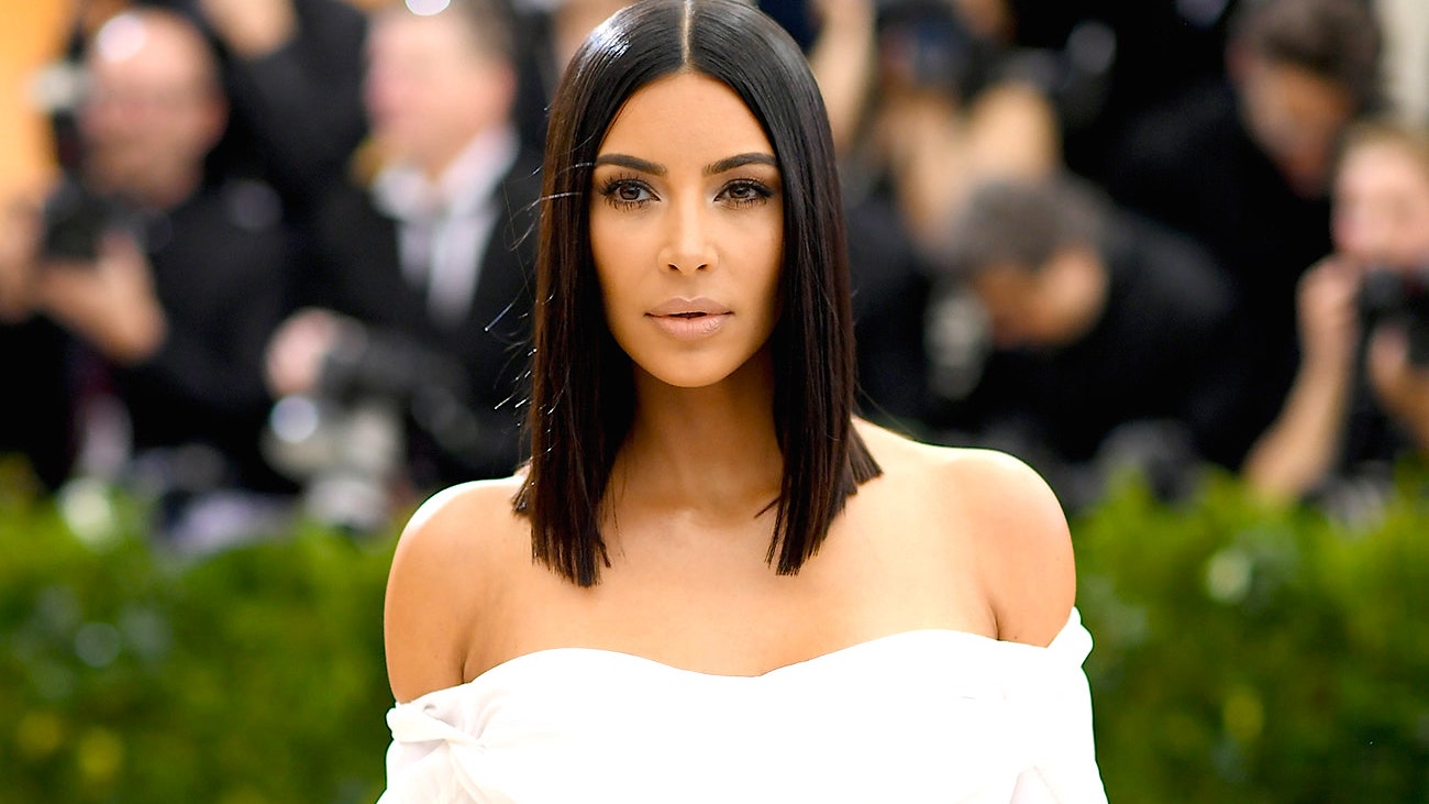 Ким Кардашьян запускает именную линию косметики KKW Beauty которая поступит в продажу 21 июня