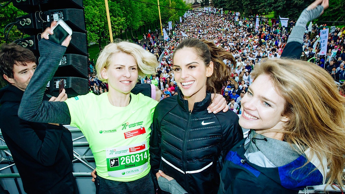 «Бегущие сердца» Наталья Водянова Полина Киценко и др. звезды на благотворительном марафоне