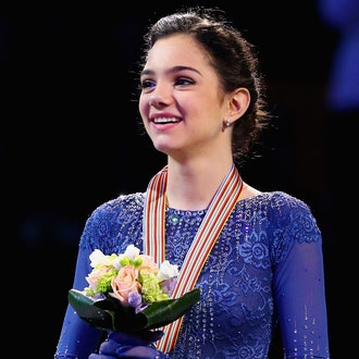 Евгения Медведева во второй раз стала чемпионкой мира по фигурному катанию
