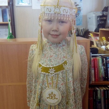 Девочка из Якутии с фарфоровой кожей и янтарными глазами стала звездой Instagram