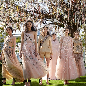Цветущий Токио: Dior представил коллекцию Haute Couture весна&#8211;лето 2017