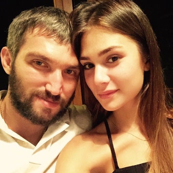 Александр Овечкин и Анастасия Шубская сыграли свадьбу