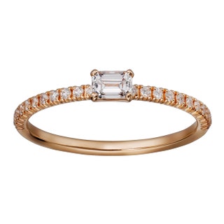 Кольцо из розового золота с бриллиантами 180 000 руб. Cartier.
