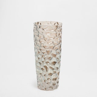 Стеклянная ваза с жемчужным напылением 2999 руб. Zara Home.