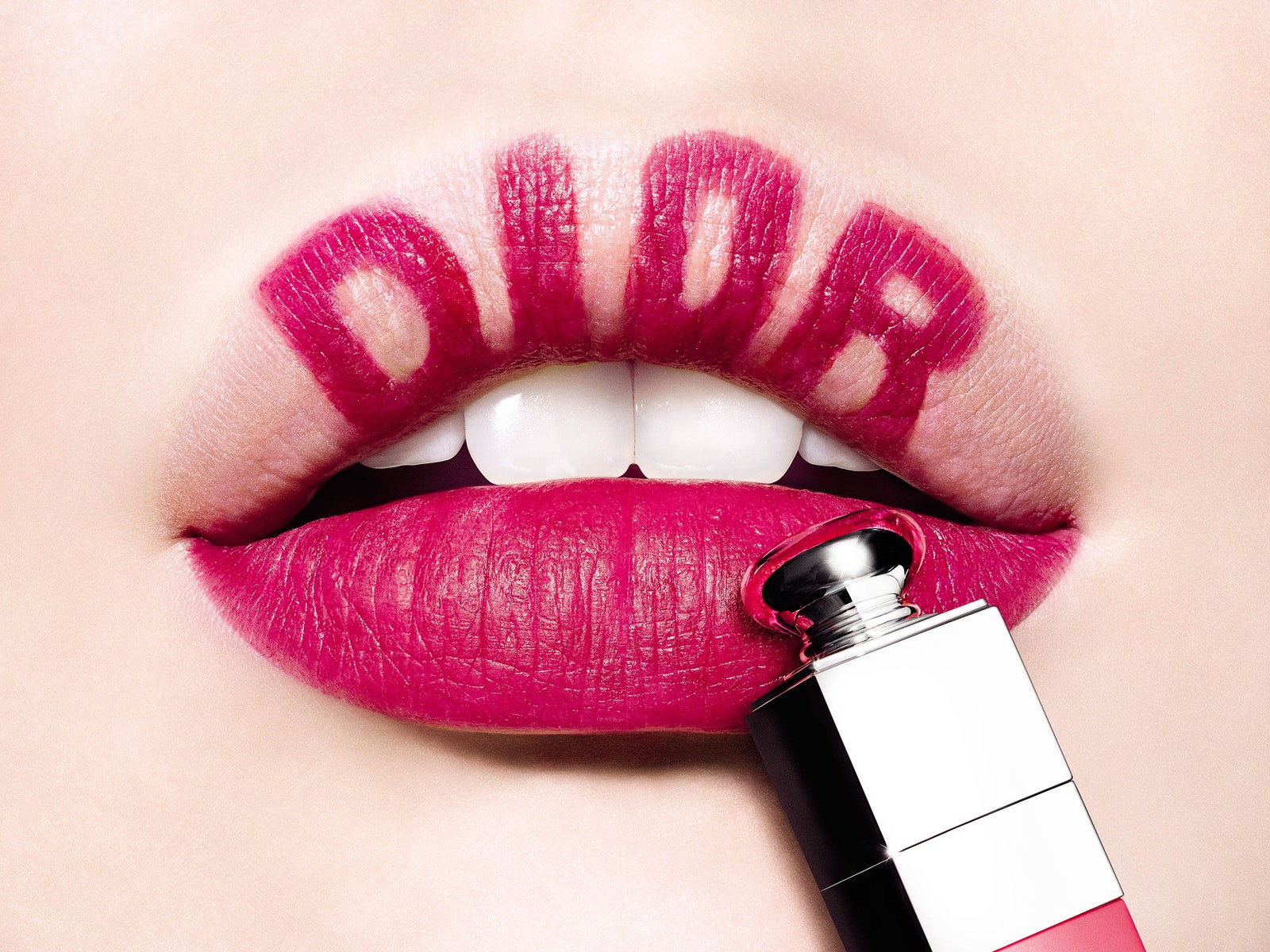 Addict Lip Tattoo: новый стойкий тинт для губ Dior