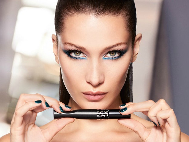 Белла Хадид представляет новую тушь Diorshow Pump & Volume от Dior