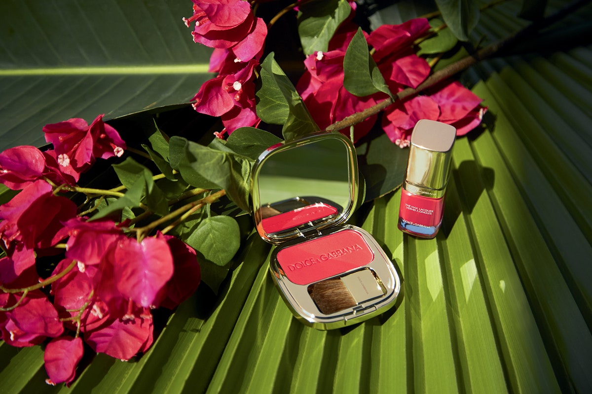 Tropical Spring от Dolce  Gabbana весенняя лимитированная коллекция макияжа | Glamour