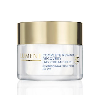 Lumene дневной крем Complete Rewind Recovery Day Cream SPF 20 895 руб. Защищает кожу от вредного воздействия окружающей...