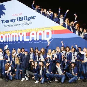 #TOMMYNOW: как готовился внесезонный показ Tommy Hilfiger