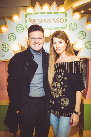 Андрей и Ольга Андрикопулос в бутике в галерее «Времена года»