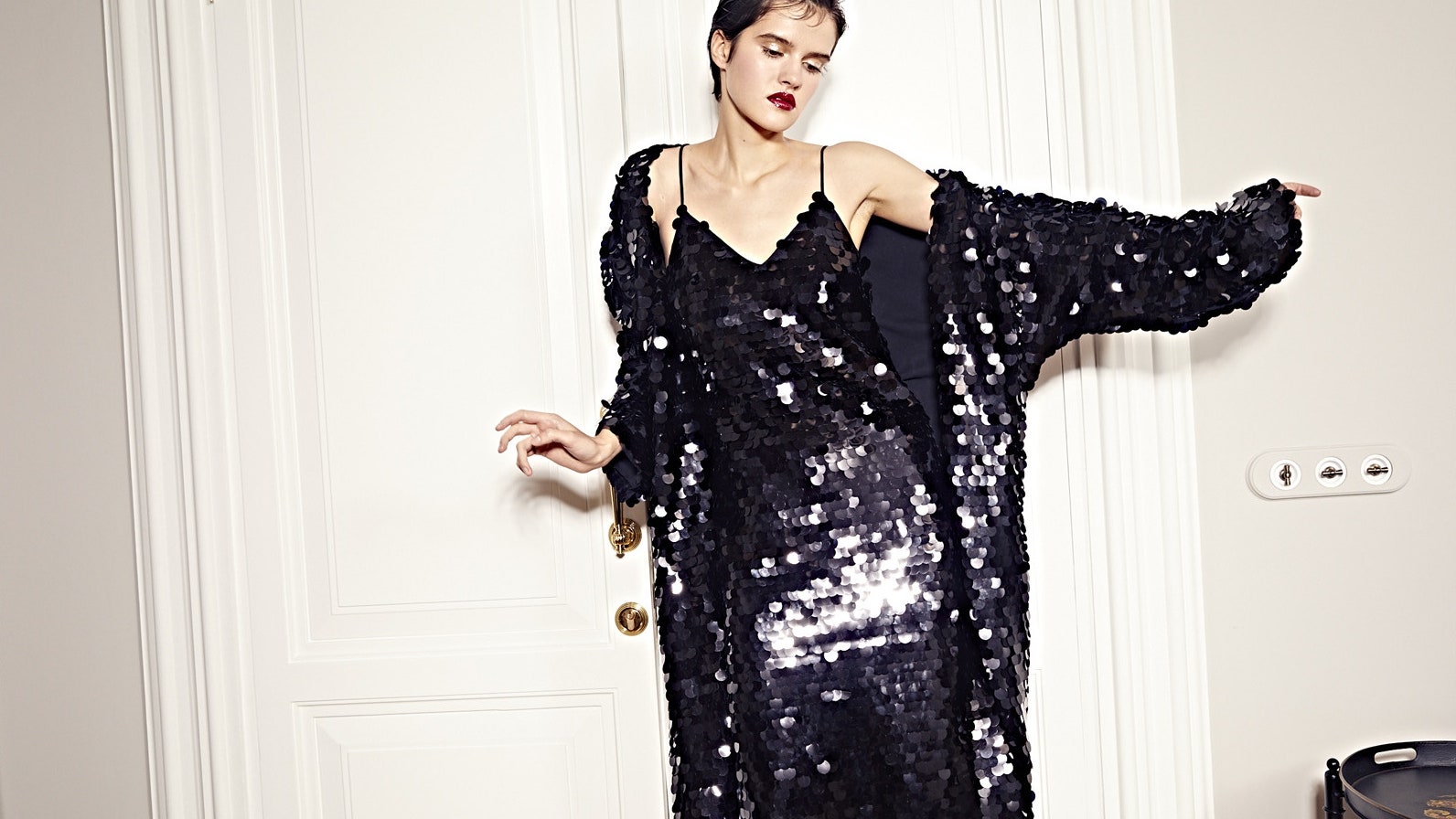 Модные праздничные платья на любой бюджет модели от Zara Reformation J.Kim Tom Ford | Allure
