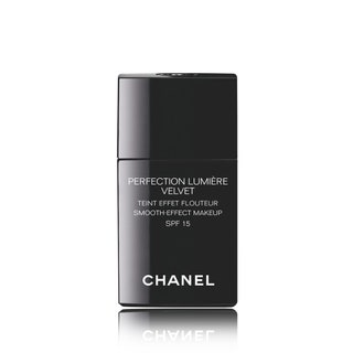 Chanel тональный флюид Perfection Lumière Velvet 3500 руб.