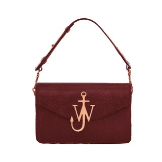 Сумка J.W.Anderson Logo Purse  главная it bag сезона. Хожу с ней давно. Начав работать с Loewe Джонатан Андерсон получил...