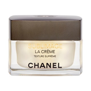 Chanel дневной увлаж­няю­щий крем Sublimage 12 210 руб. Мадагаскарская ваниль  мощный антиоксидант усиливает защитные...