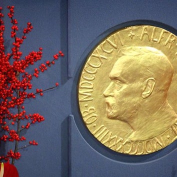 Нобелевская премия 2016: лауреаты в области физики, химии и медицины и обладатель премии мира