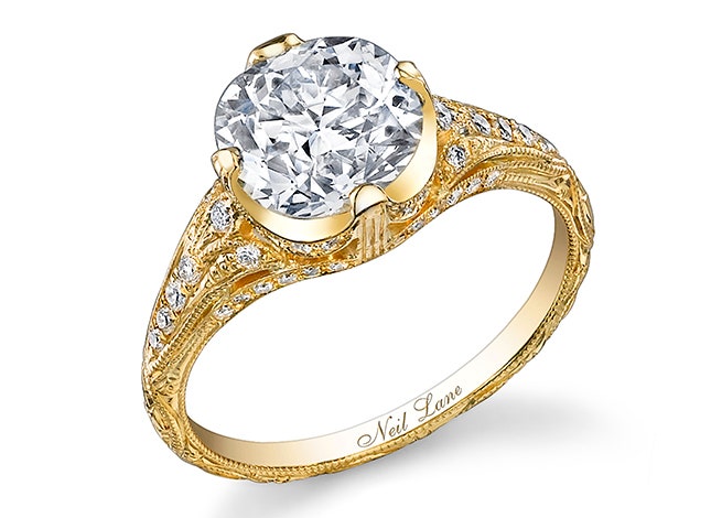 Майли Сайрус не нравится помолвочное кольцо которое ей подарил Лиам Хемсворт