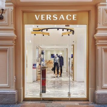 В ГУМе открылся новый бутик Versace