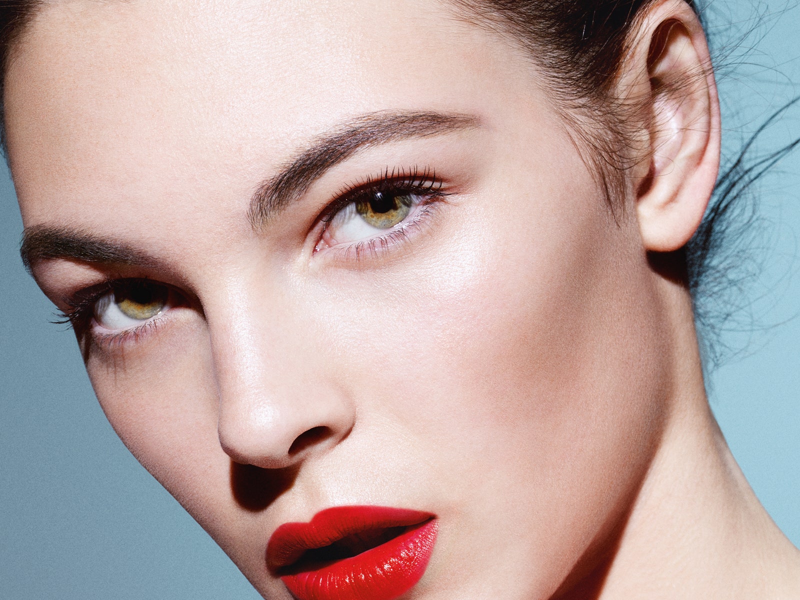 В розовом цвете: новые оттенки Lip Maestro от Giorgio Armani