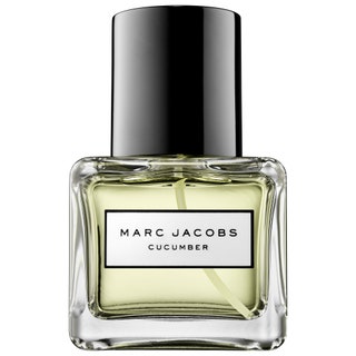 Marc Jacobs Cucumber EDT  100 мл 4110 руб. Освежает как прохладный душ в 40градусную жару. Пахнет огуречным лимонадом от...