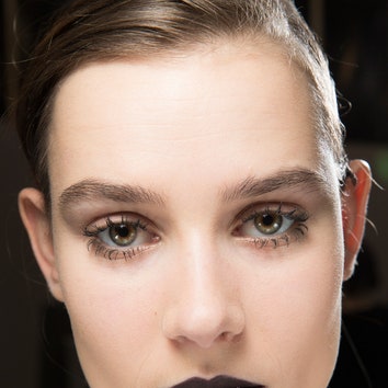 Темные губы: тренды в макияже от Елены Крыгиной