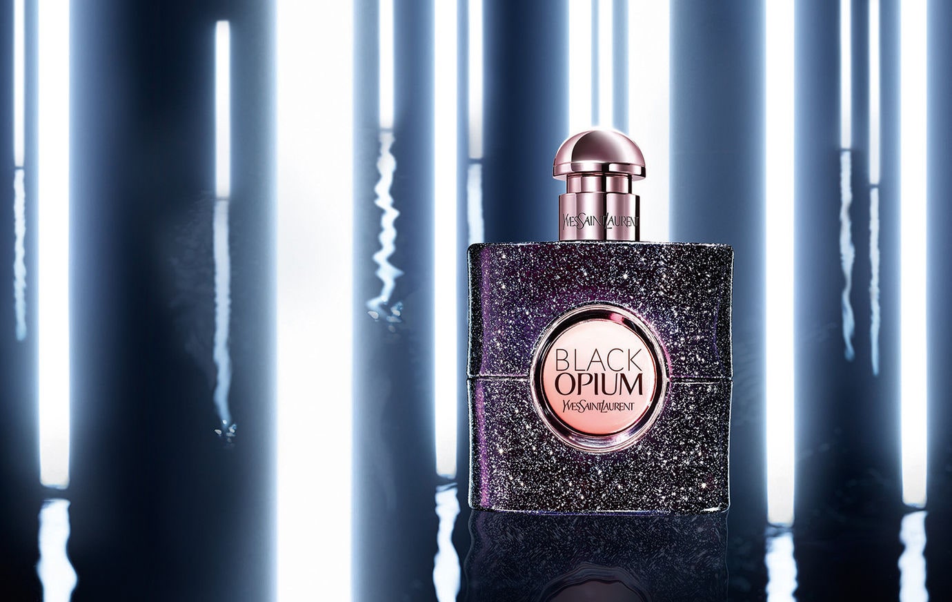 Аромат YSL Black Opium Nuit Blanche кому подойдет новый парфюм | Allure