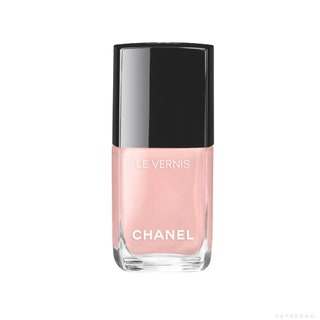 Chanel лак для ногтей Le Vernis в оттенке Ballerina.