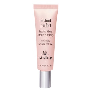 Sisley флюид выравнивающий тон кожи  SISLEY INSTANT PERFECT €48. Слегка матирует и при этом выравнивает тон. Хорош в...