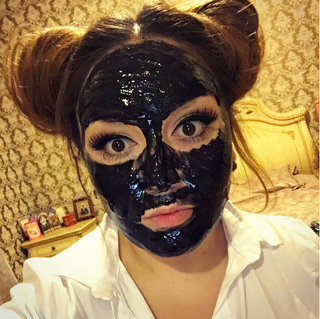 2016 60 5 тыс. лайков.