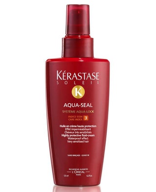 Krastase AquaSeal. Если собираетесь купаться обязательно возьмите это средство  защищает волосы от пагубного воздействия...