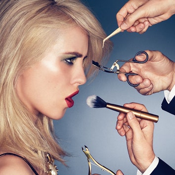Ваш гид по кистям для макияжа: как и какие выбирать