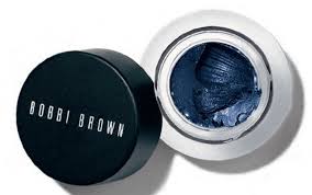 Выбор Евгении Малаховой Bobbi Brown подводка LongWear Gel Eyeliner Denim Ink 1900 руб. С помощью кисти легко прорисовать...