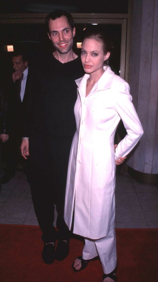 1999 г.