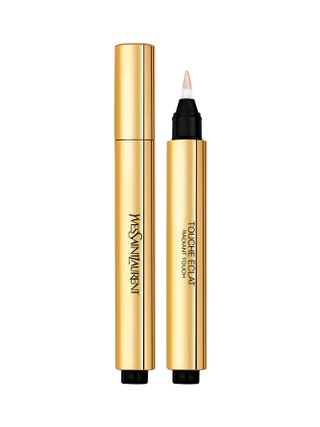 Yves Saint Laurent кисточкахайлайтер для лица Touche Eclat 2925 руб.