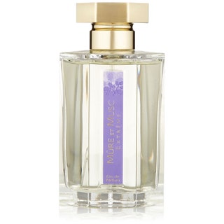 Mure et Musc L`Artisan Parfumeur. Зелень смородина и ежевика  очень спелый очень летний аромат.