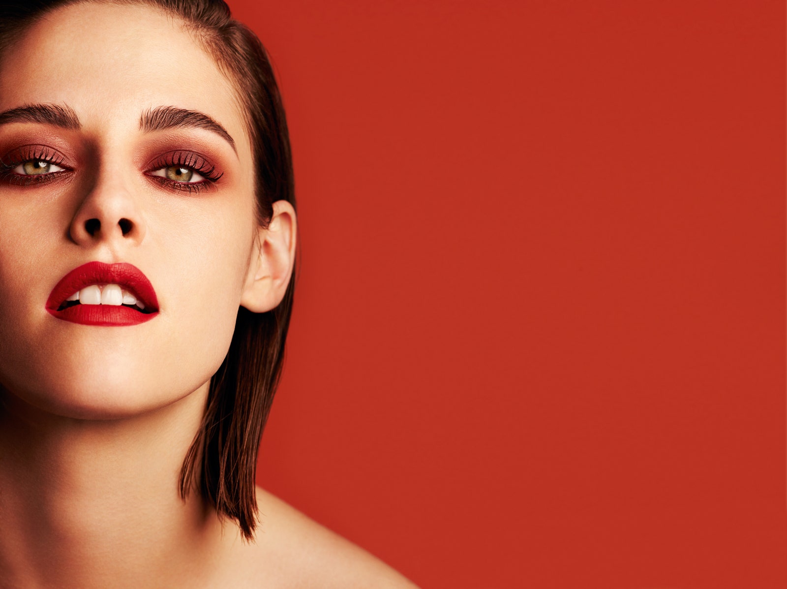 Le Rouge Collection № 1 от Chanel осенняя коллекция макияжа в оттенках красного | Allure