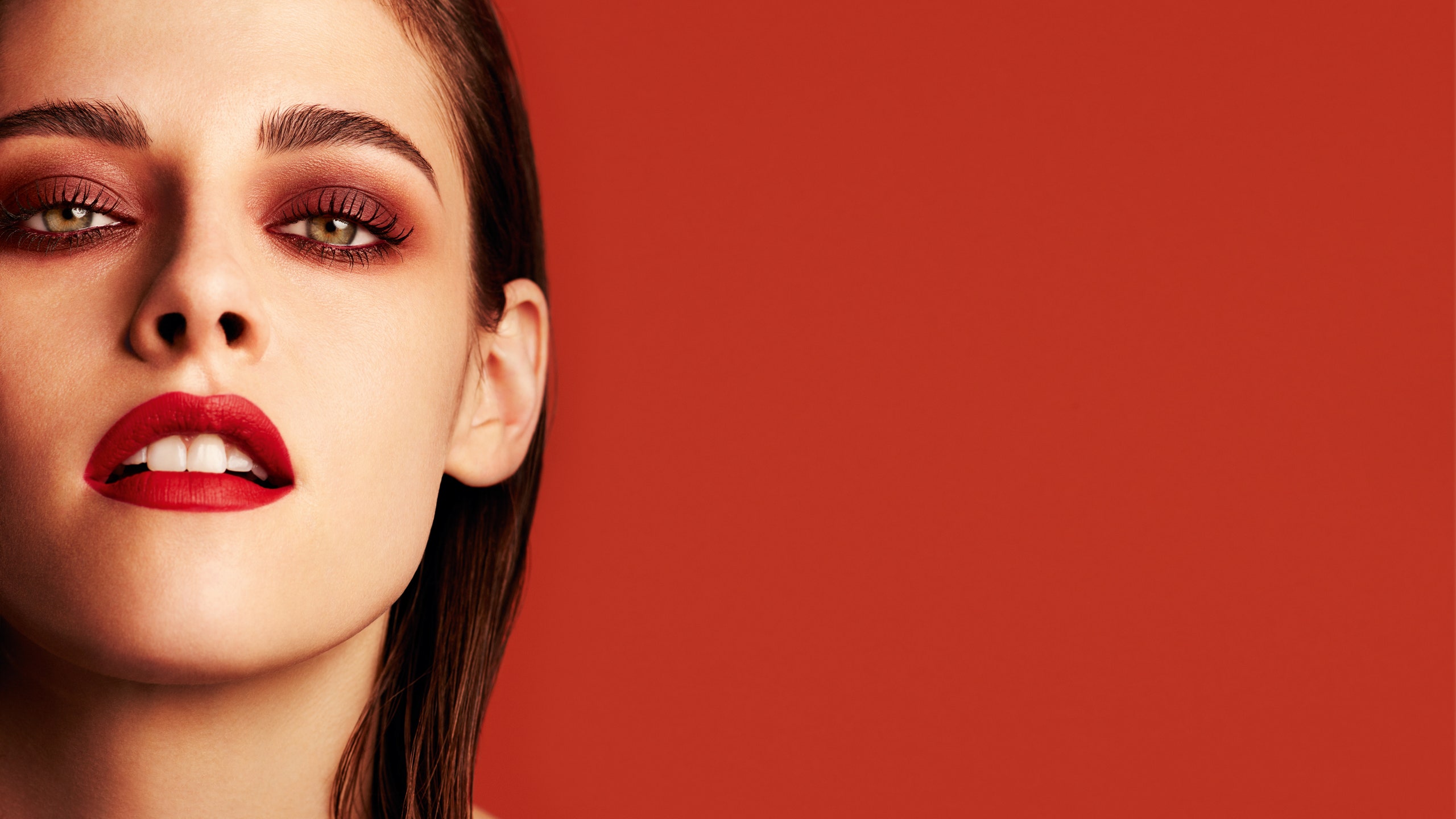 Le Rouge Collection № 1 от Chanel осенняя коллекция макияжа в оттенках красного | Allure