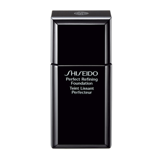 Shiseido тональный крем Perfect Refining Foundation SPF 15. Не исчезнет с кожи даже спустя пять часов . Подойдет даже...