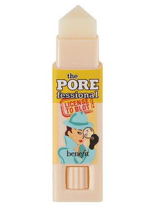 Матирующий стик The Porefessional License to Blot Benefit. SOSсредство. Похожий на мелок он «заштрихует» жирный блеск на...