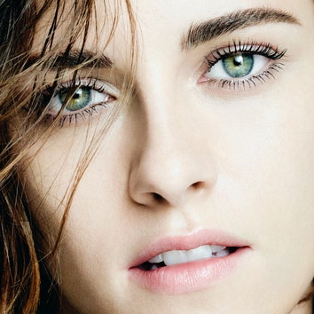 Глаза в глаза: новая коллекция макияжа Eyes Collection от Chanel
