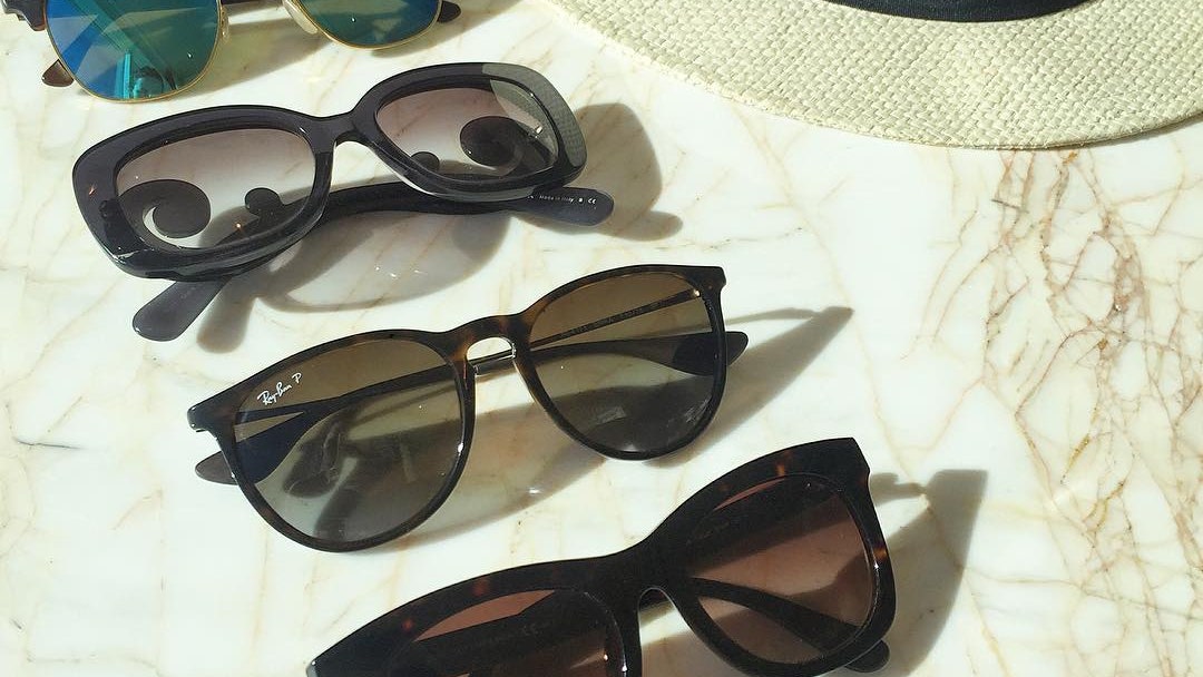 Как выбрать солнцезащитные очки модные модели от RayBan Arnette Giorgio Armani Vogue | Allure