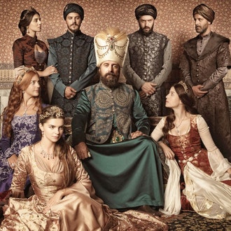 "Великолепный век": 8 красавиц из сериала в реальной жизни