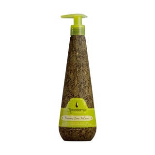 Macadamia Oil Nourishing Leavein Conditioner. Нанесите каплю на сухие кончики волос  они мгновенно приобретут блеск.