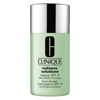 Clinique тональный крем для кожи склонной к покраснениям Redness Solutions Makeup 3100 руб.