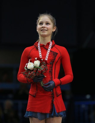 Юлия Липницкая. Олимпийская чемпионка 2014 года в командных соревнованиях. Одна из самых молодых олимпийских чемпионок в...