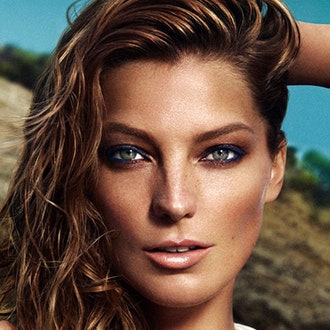Новинка от Lancôme: солнцезащитный крем для лица Soleil Bronzer Smoothing Protective Cream