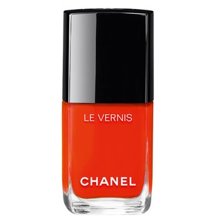 Chanel лак для ногтей Le Vernis Turban Espadrille.