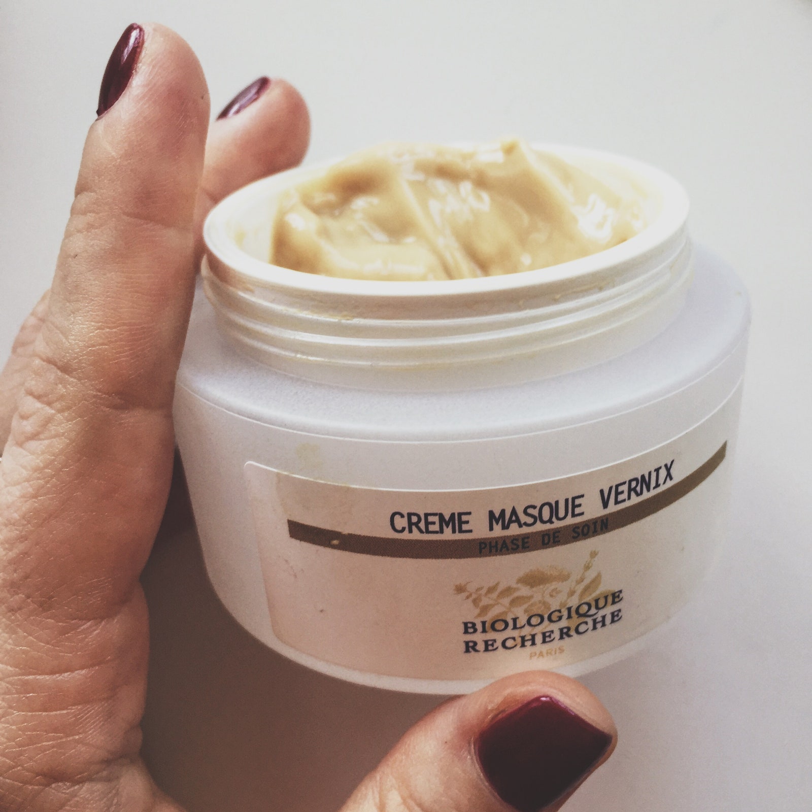 Лучшие косметические средства от Crème Masque Vernix LОccitane Lancôme Urban Decay | Allure